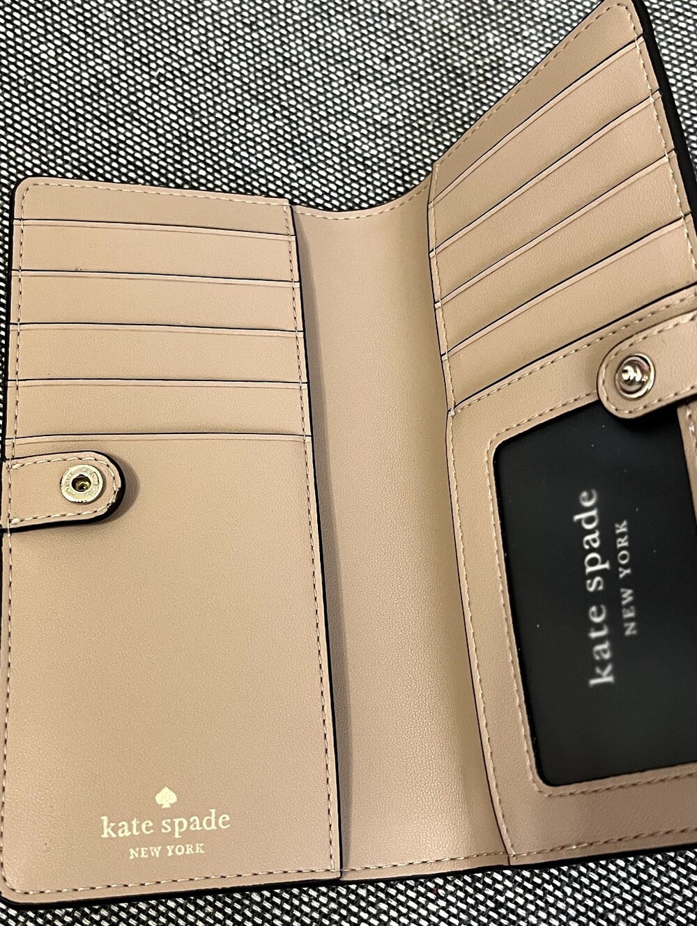 Pre Owned Kate Spade Large Slim Bifold Wallet Meringue - Picture 15 of 16